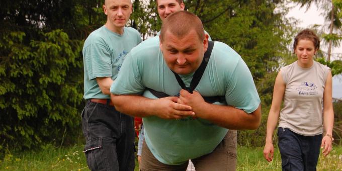 Bungee running