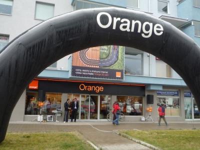 orange_propagacia_predajne_2009_2.jpg