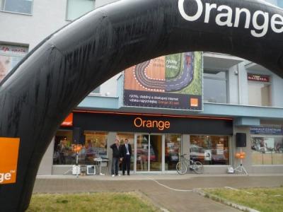 orange_propagacia_predajne_2009_3.jpg