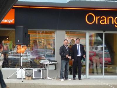 orange_propagacia_predajne_2009_4.jpg